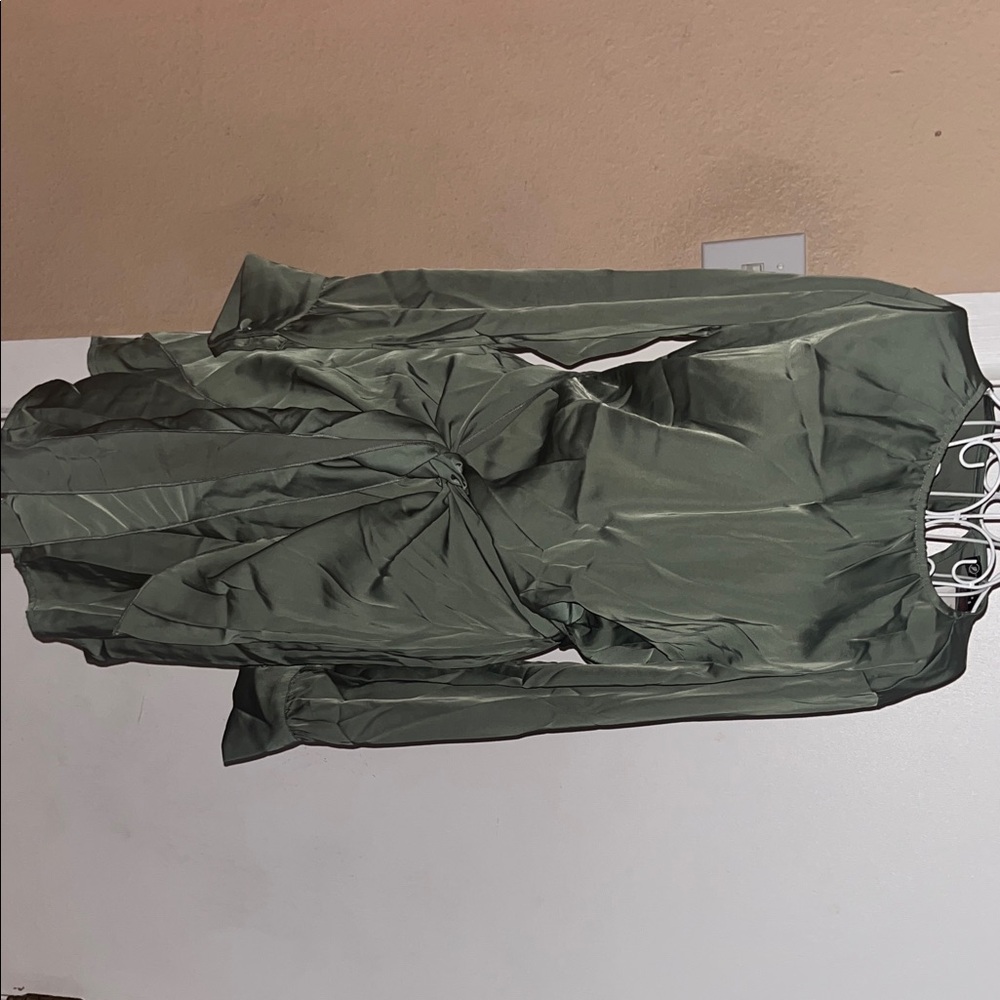 Elegant Green Long Sleeve Dress